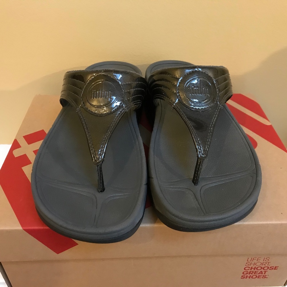 Fitflop flip flops women size 6
